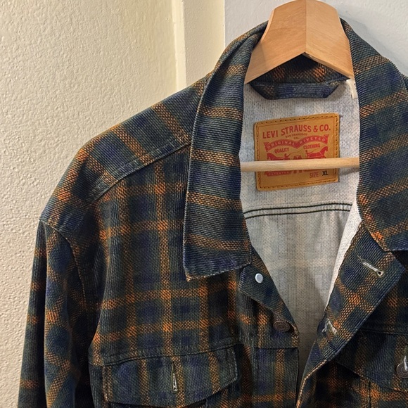 Levi's Men's Checkered Jacket - Navy and Rust - Picture 2 of 4